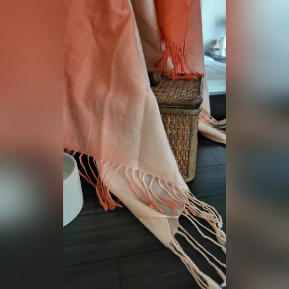 Orange Hombre Scarf/Pashmina (large) - Picture 3 of 4
